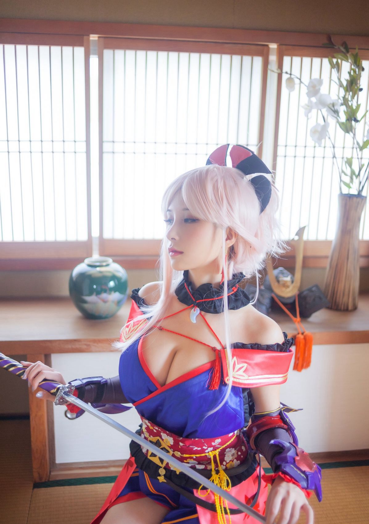 绝色少女cosplay爆乳美腿性感撩人写真