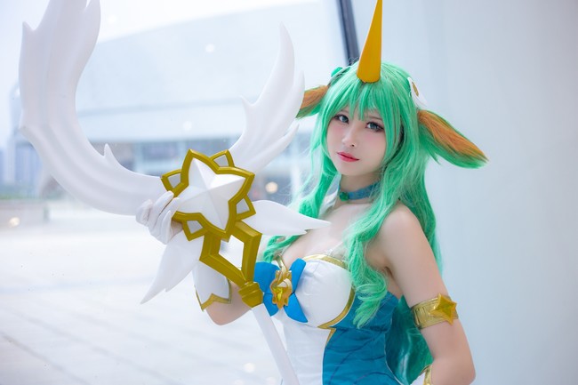 LOL星之守护者索拉卡cosplay图片