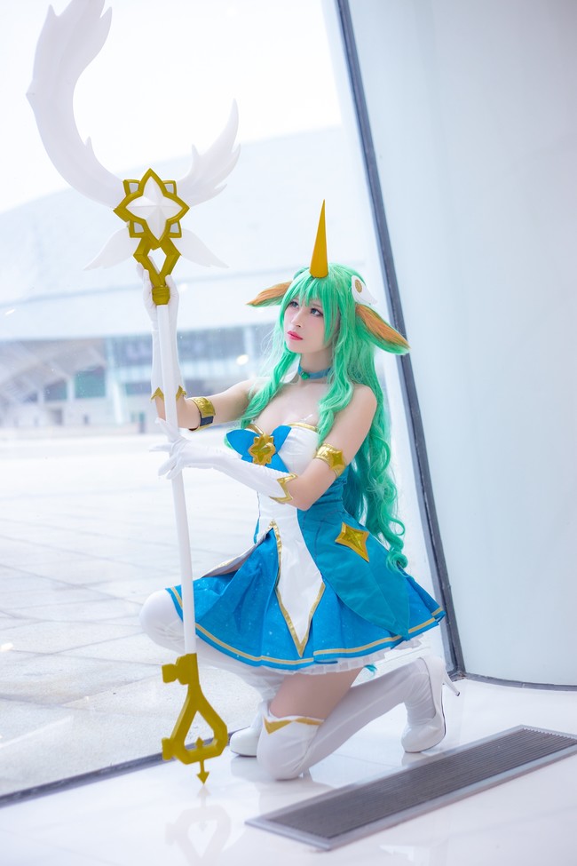 LOL星之守护者索拉卡cosplay图片