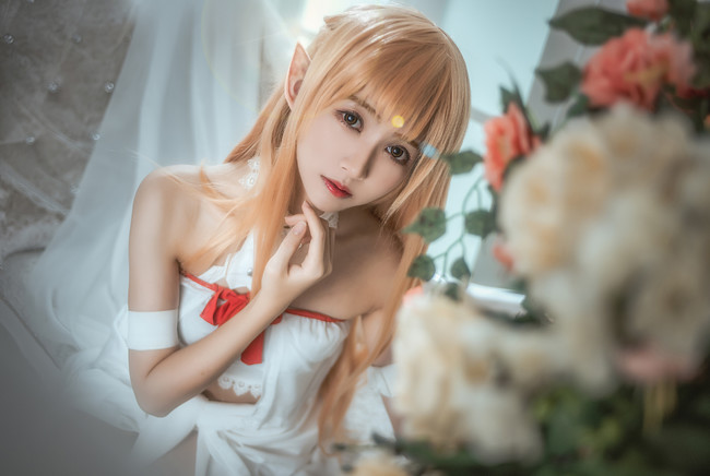 性感美女cos刀剑神域亚丝娜福利写真图片