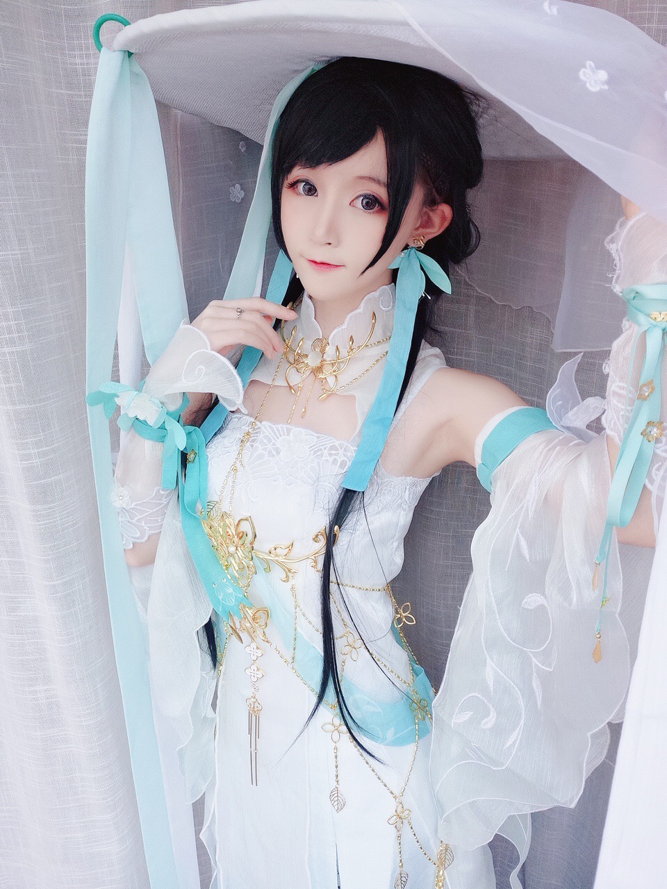 逆水寒素问超美cosplay图片