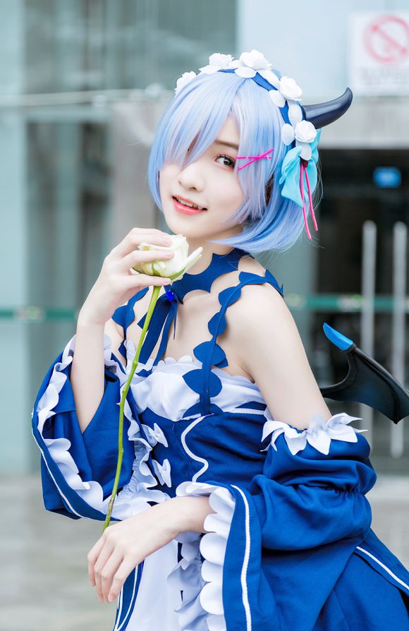 美少女雷姆半次元cosplay图片