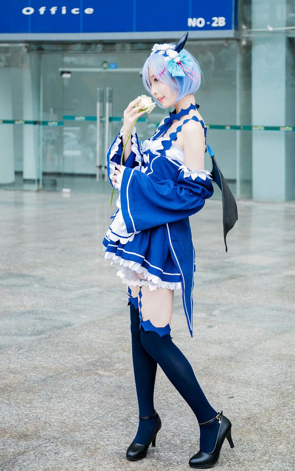 美少女雷姆半次元cosplay图片