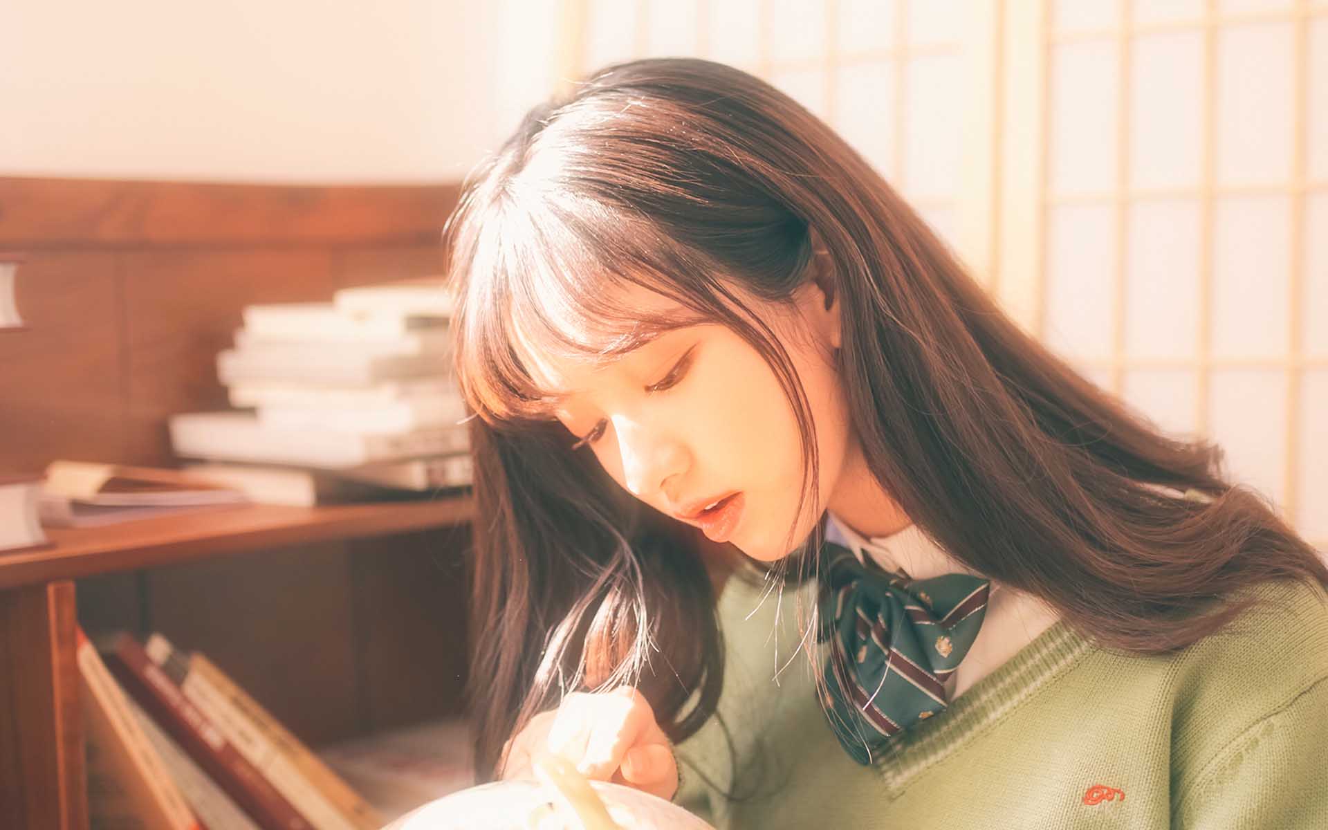 日本美女制服诱惑私房极品写真图片壁纸
