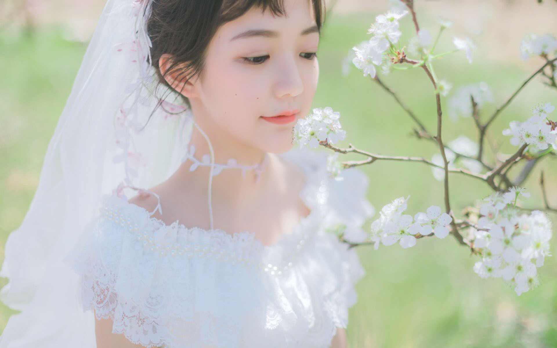 清纯美女唯美婚纱照户外写真高清壁纸