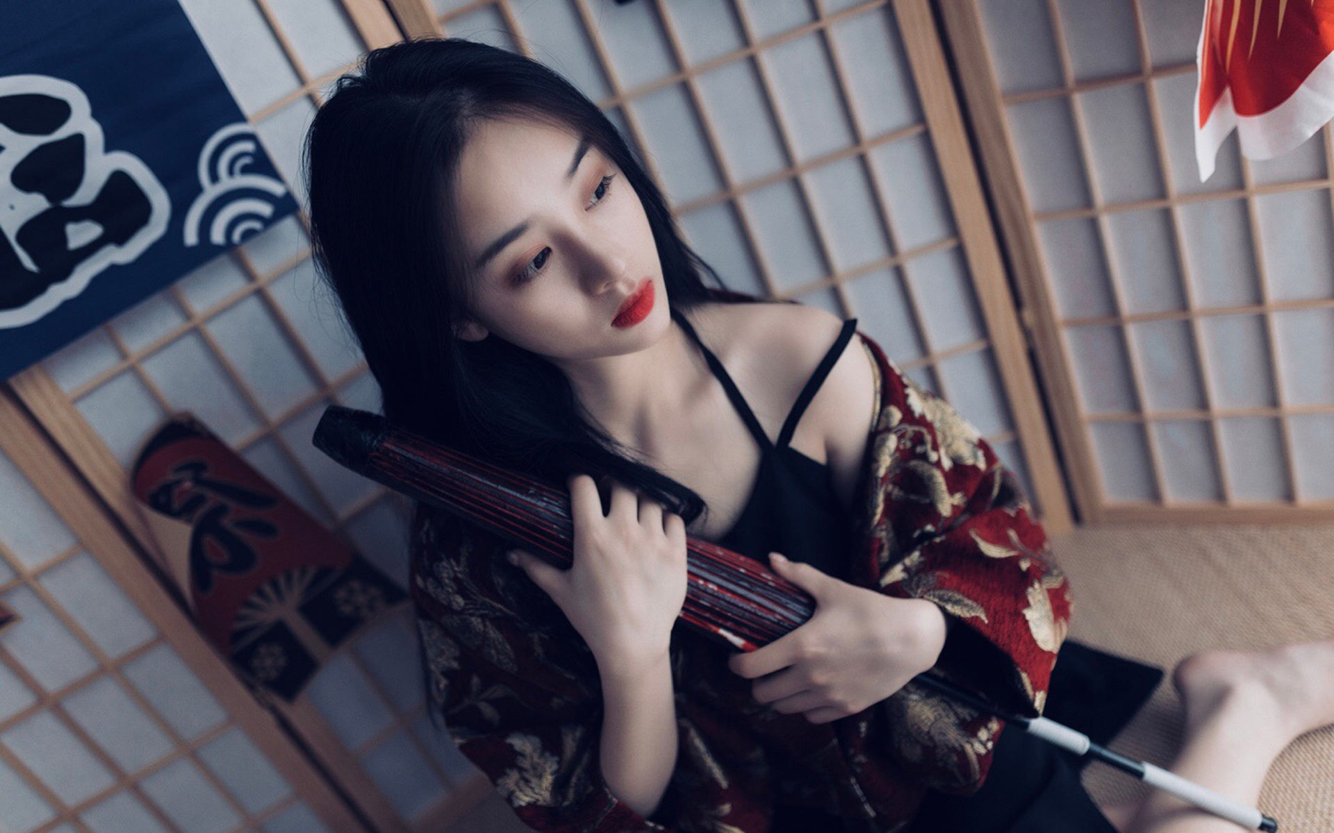日系和服美女性感写真高清桌面壁纸