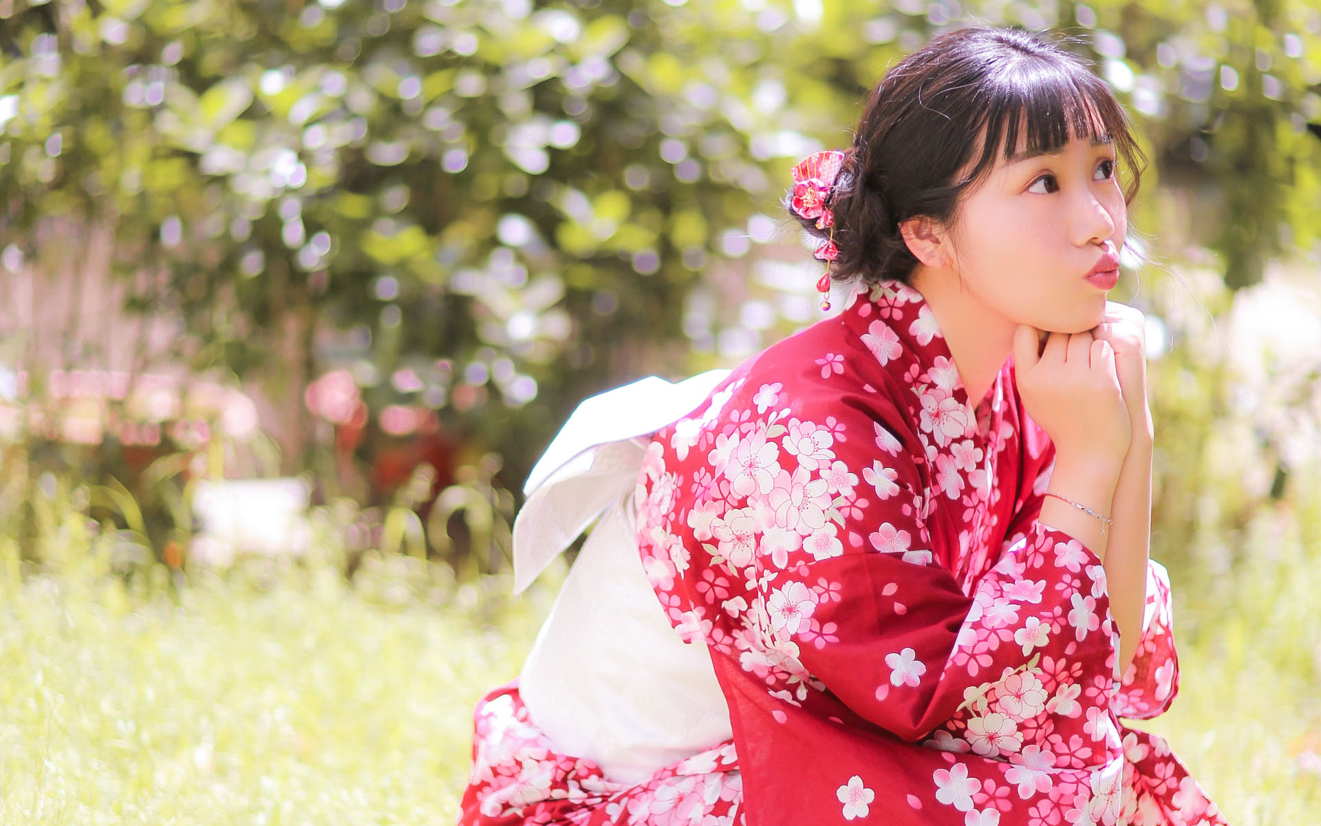 甜美古装和服美女唯美高清桌面壁纸