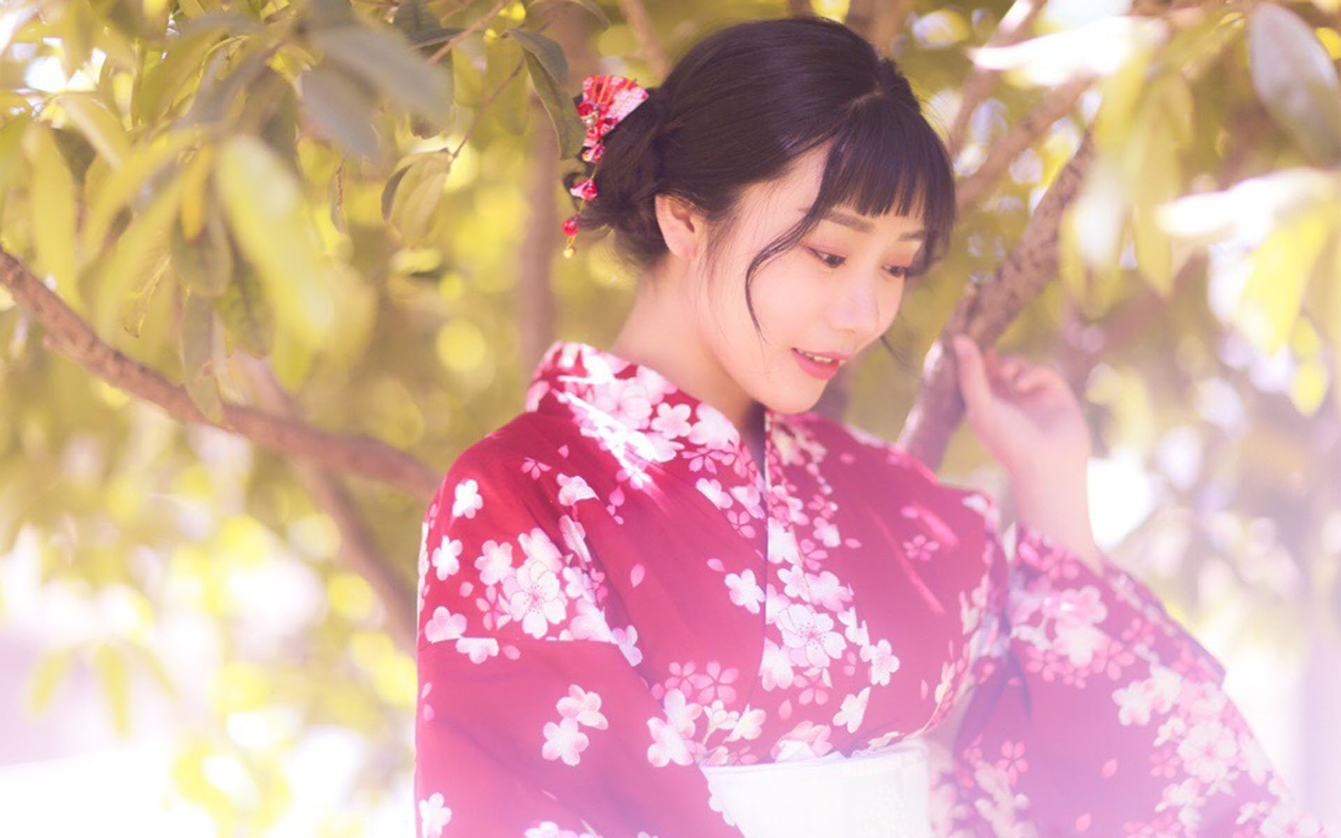 甜美古装和服美女唯美高清桌面壁纸