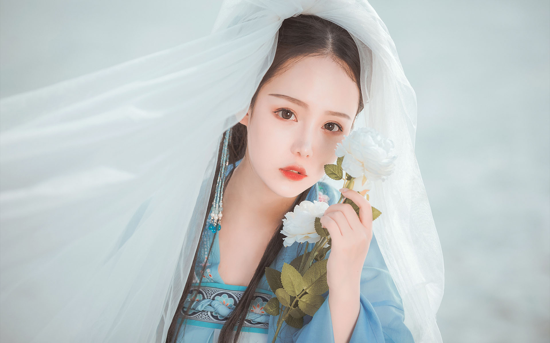 唯美古装美女仙气写真高清桌面壁纸