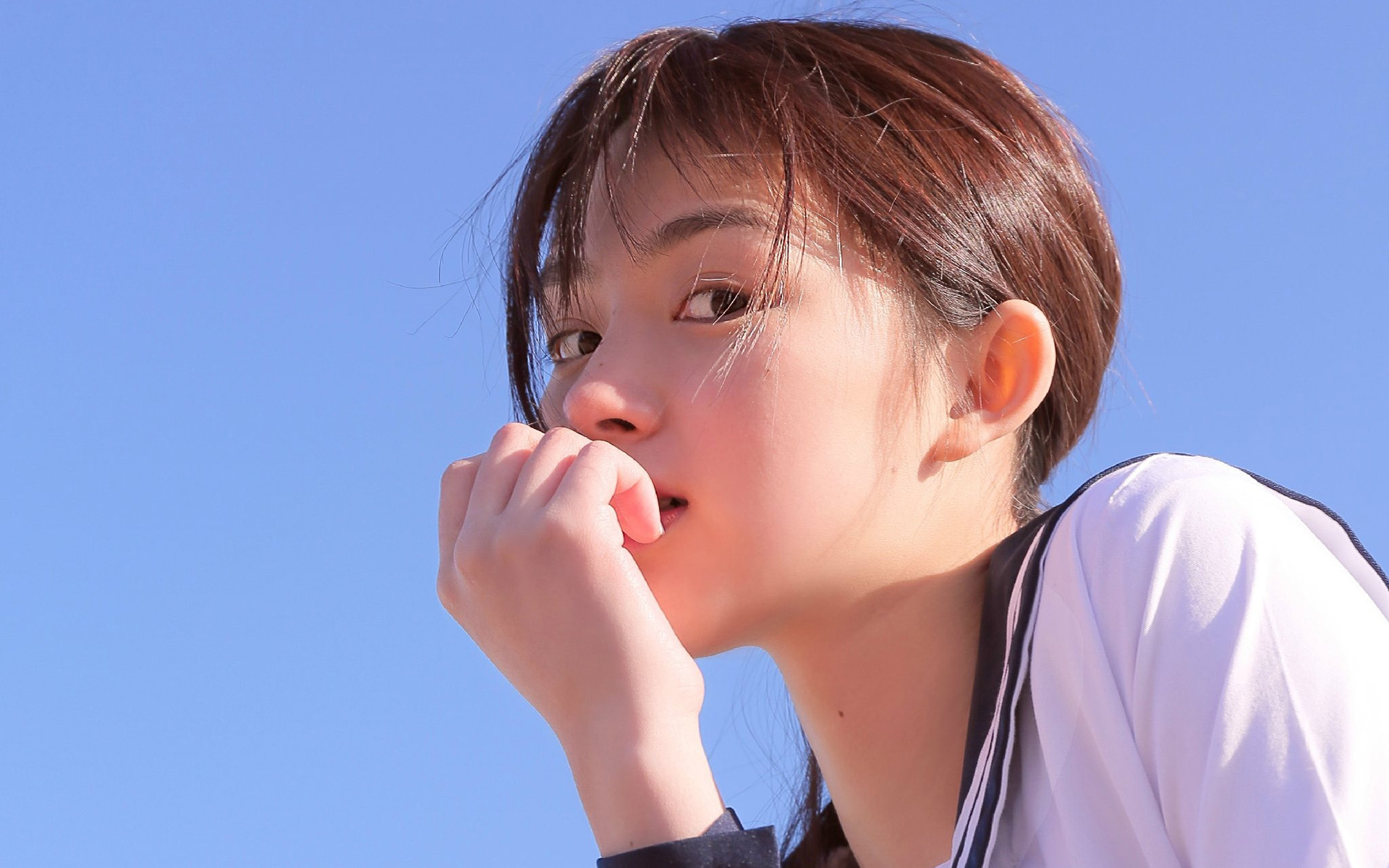 美女制服学生妹唯美高清桌面壁纸