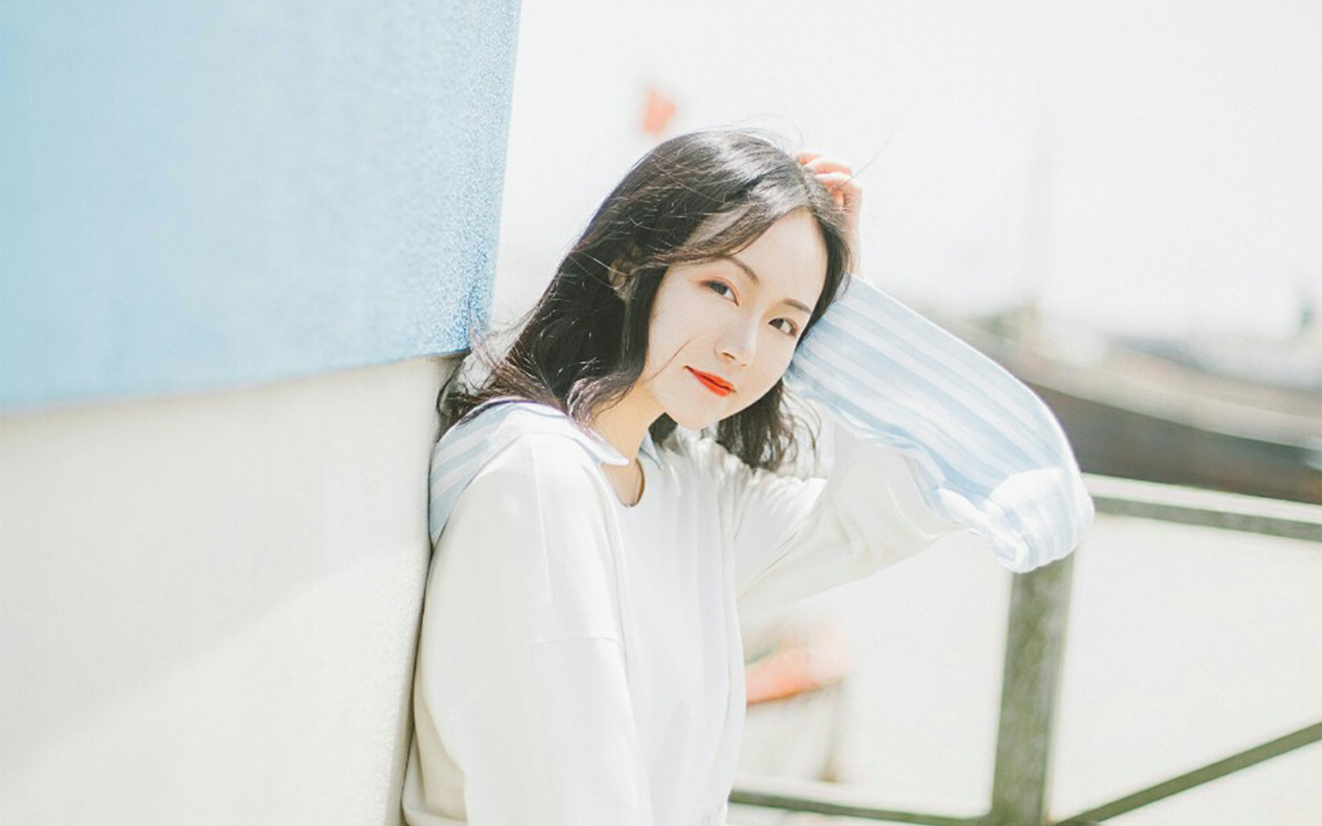 清纯俏皮美女唯美写真高清壁纸