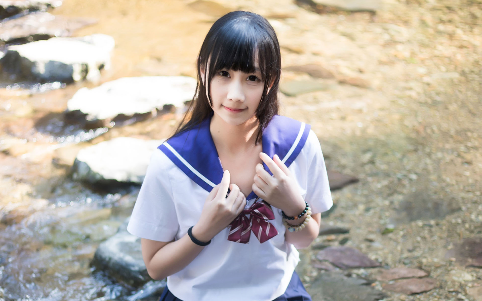 性感JK制服少女高清桌面壁纸