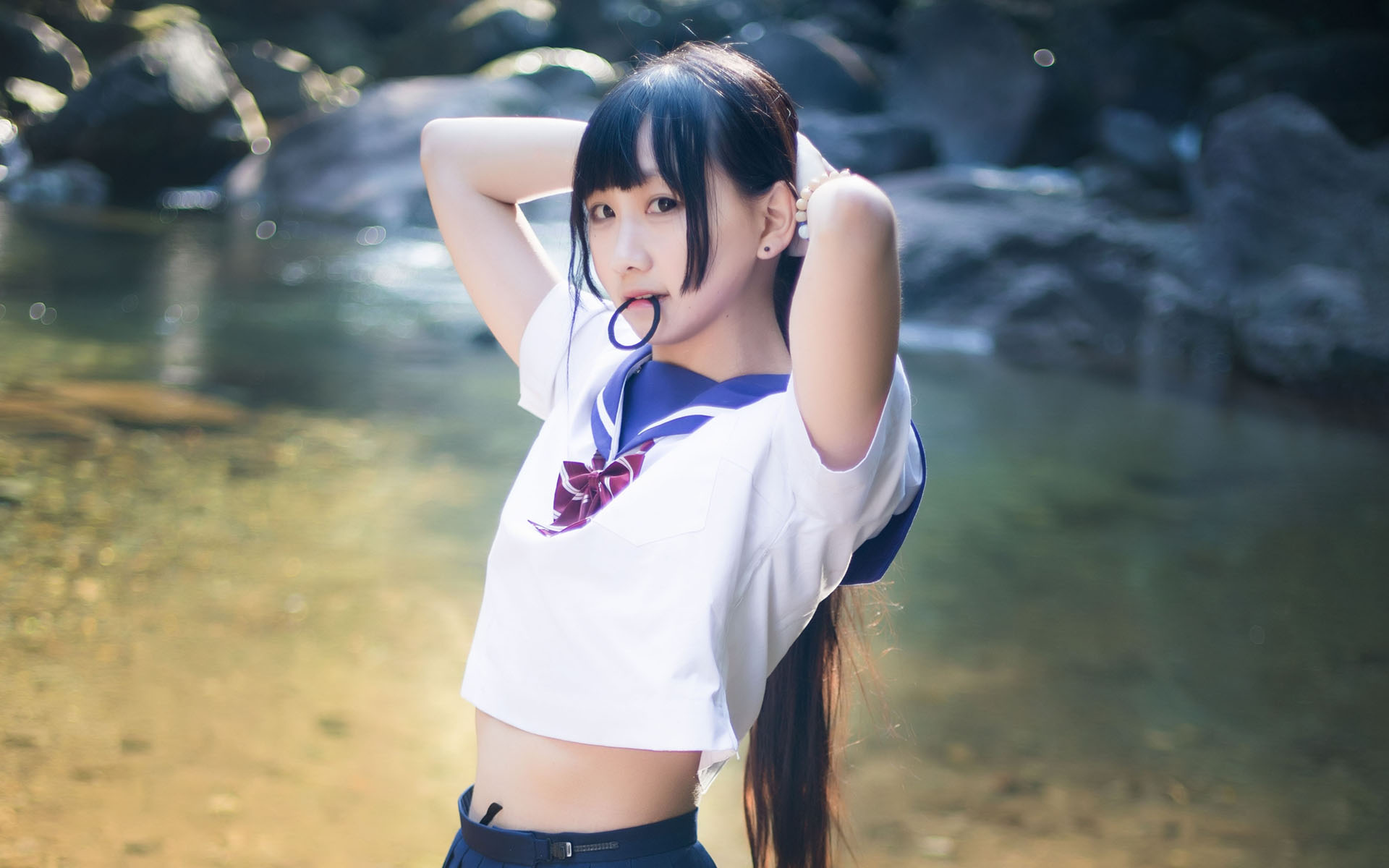 性感JK制服少女高清桌面壁纸