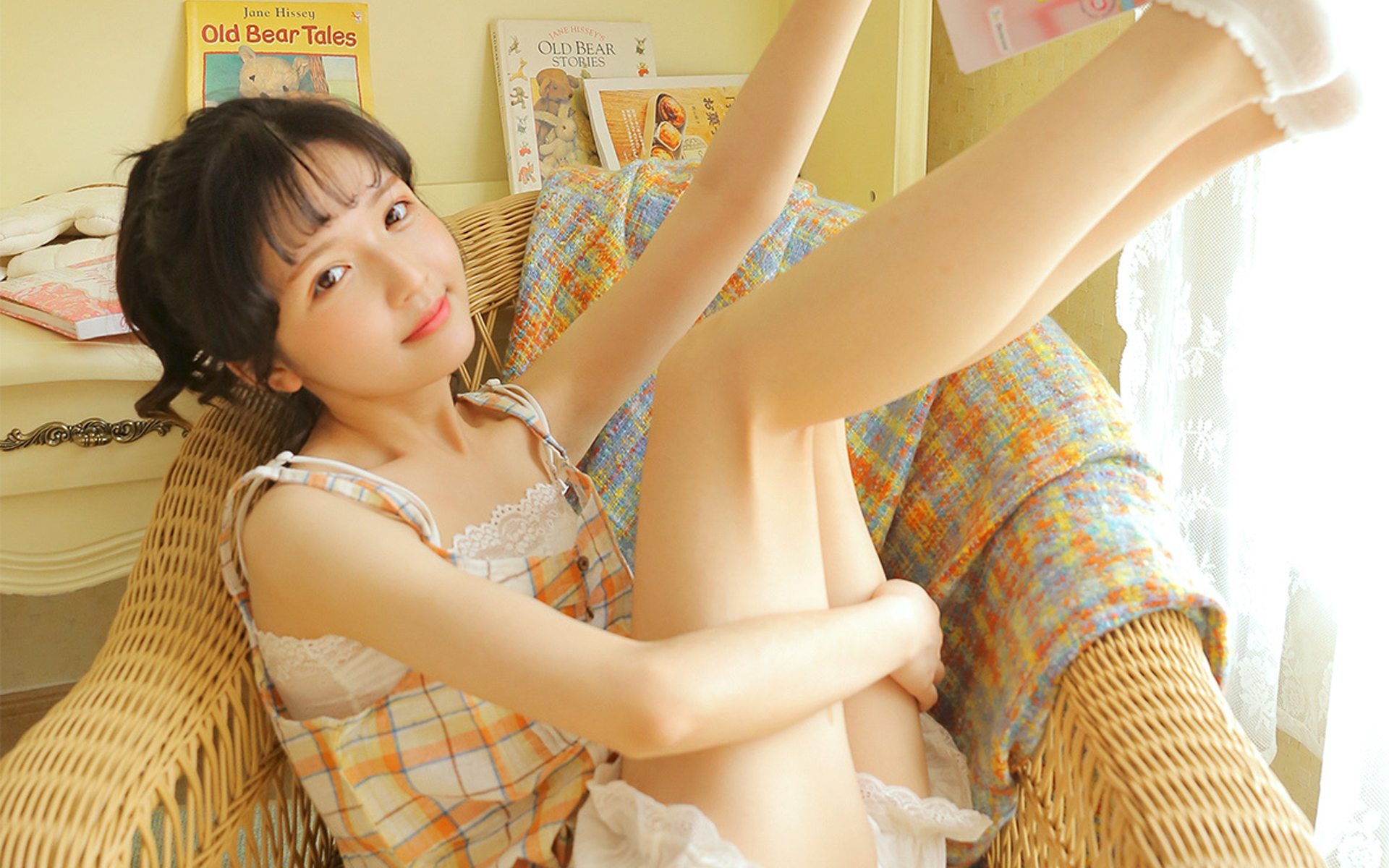 吊带长腿美女尤物高清电脑桌面壁纸 第一辑