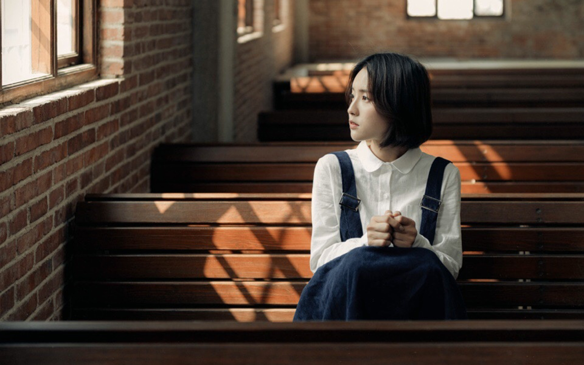 清纯美女复古唯美高清桌面壁纸