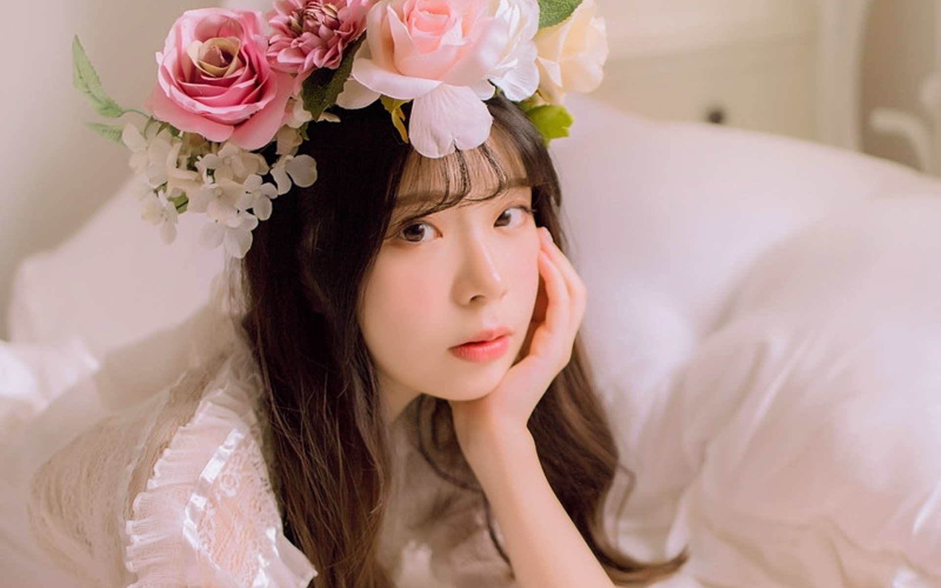 清新温婉美女私房写真图片壁纸