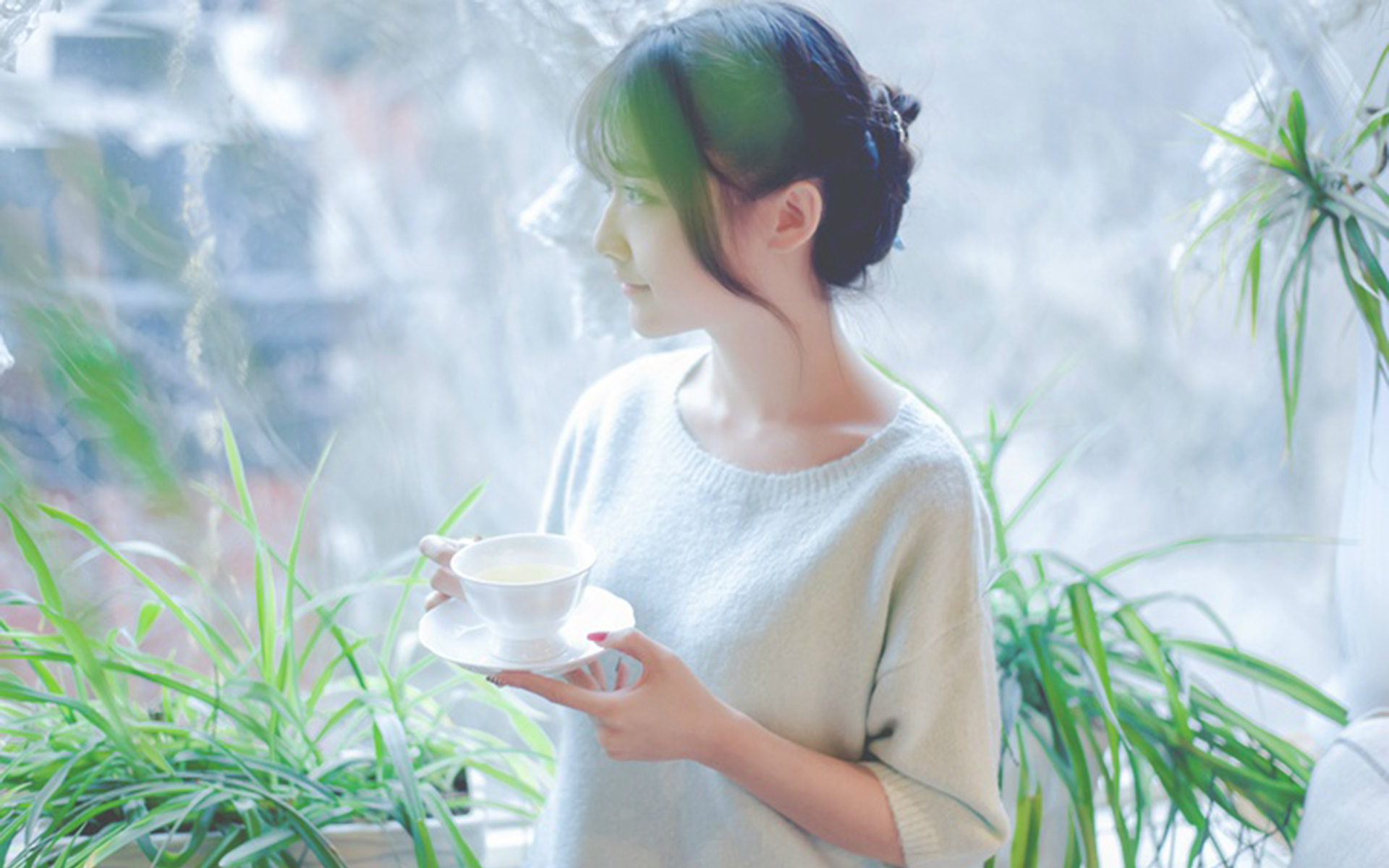 极品清纯美女唯美高清桌面壁纸