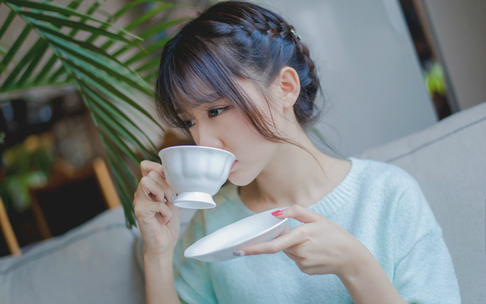 极品清纯美女唯美高清桌面壁纸