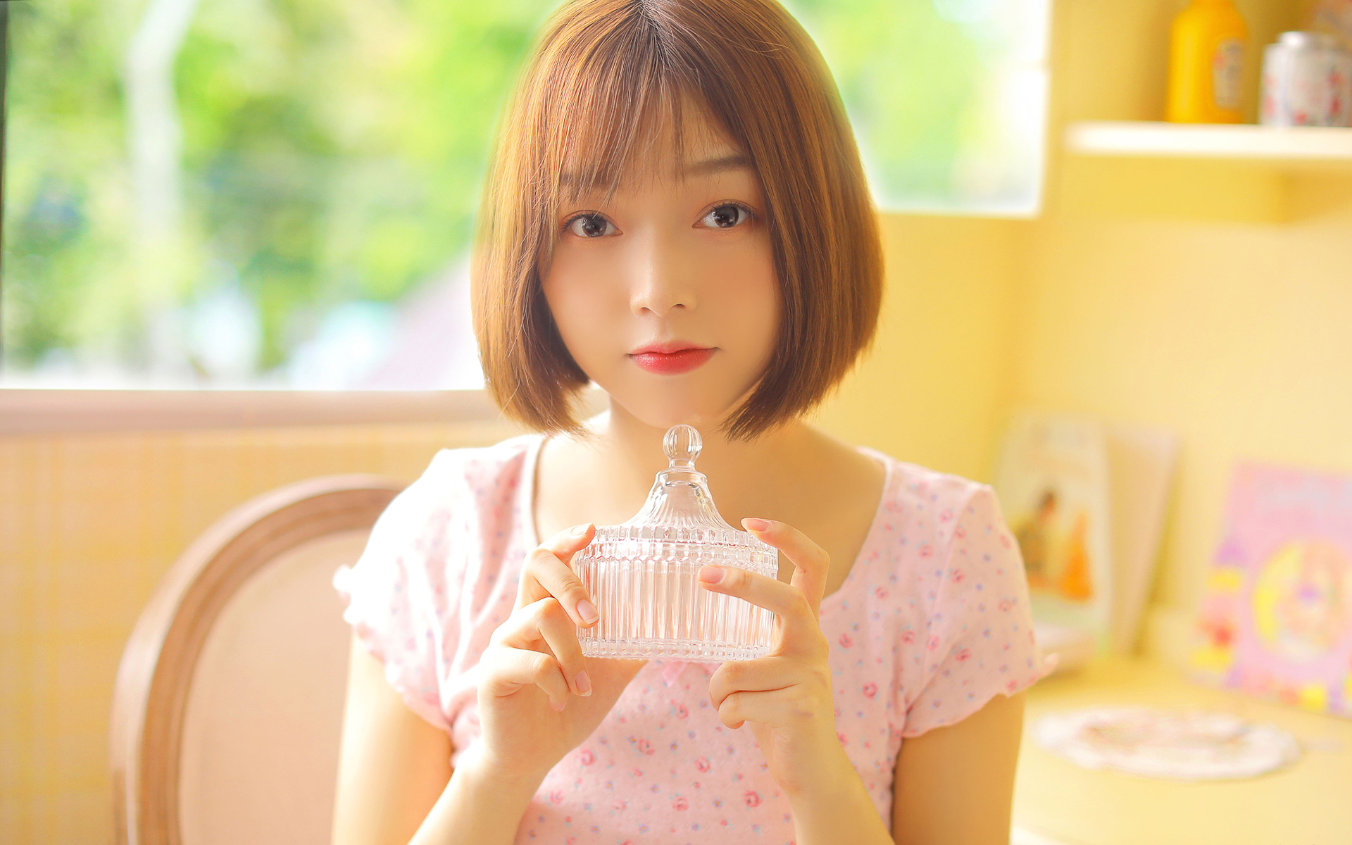 治愈系暖妹子高清桌面壁纸