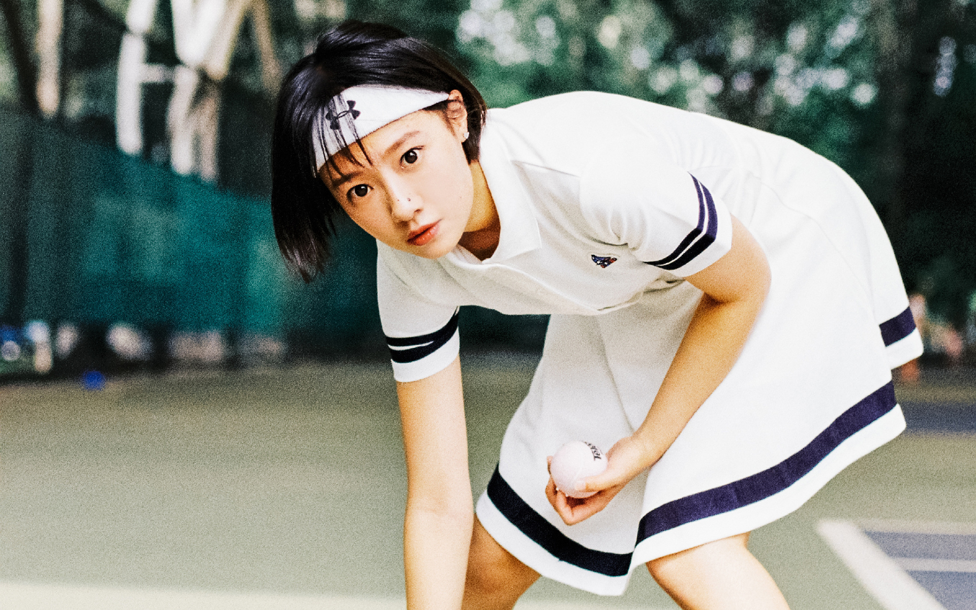日系网球少女清纯高清桌面壁纸