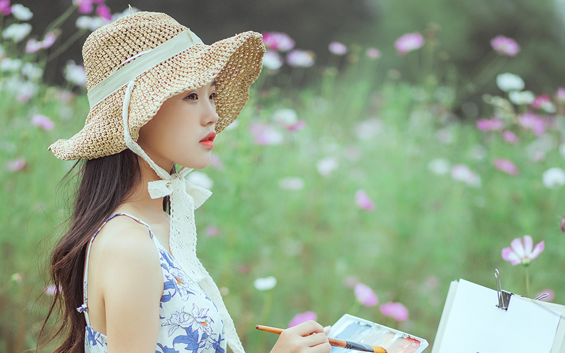 文艺清纯草帽美女高清桌面壁纸