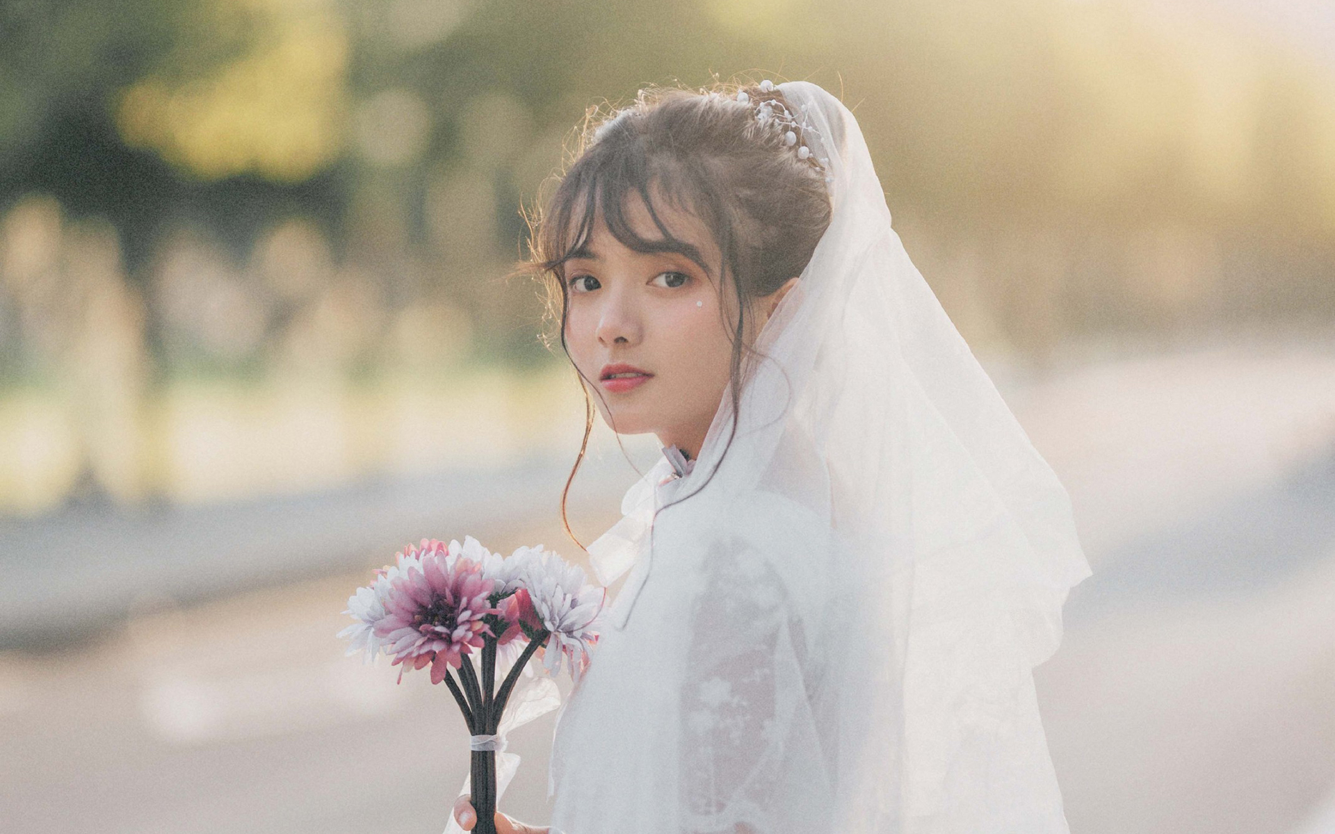 性感美女新娘唯美高清桌面壁纸