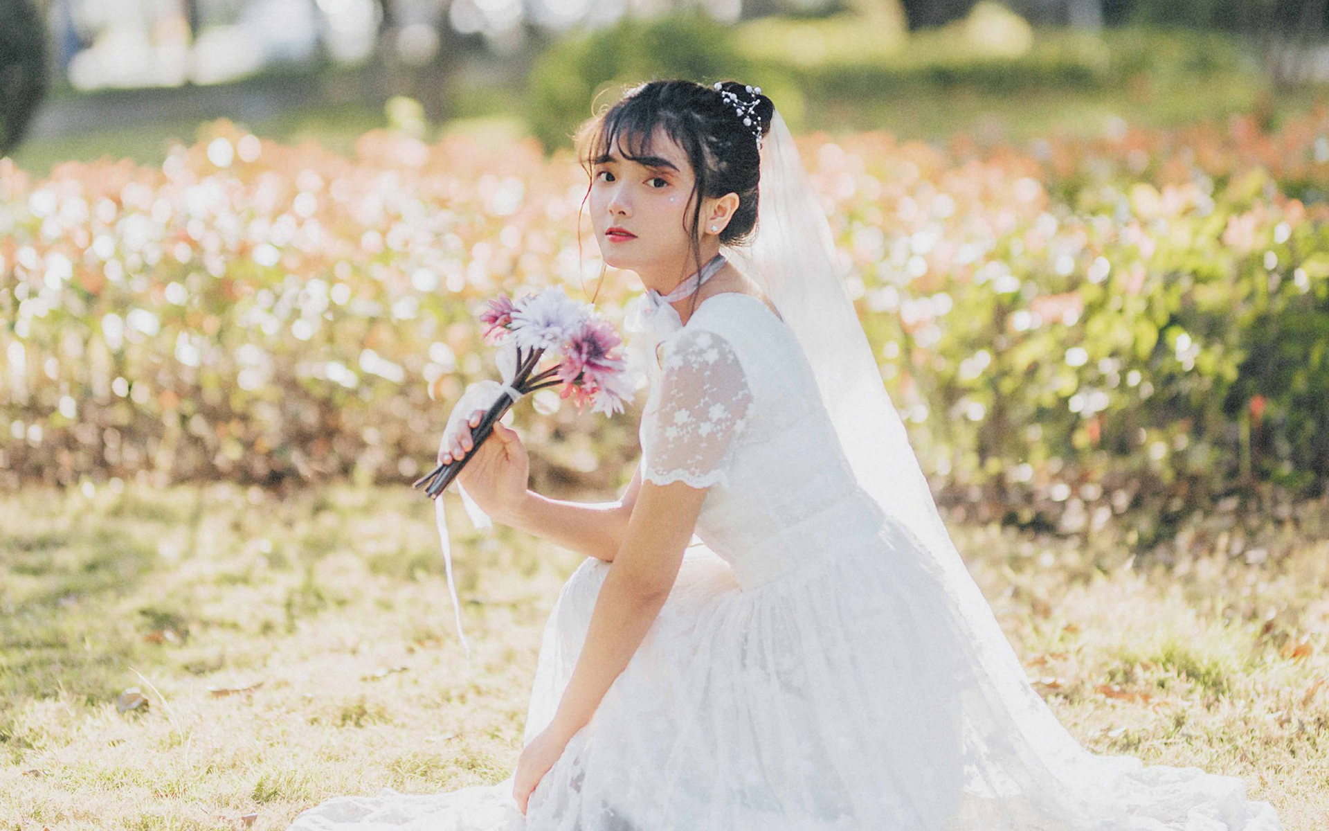 性感美女新娘唯美高清桌面壁纸