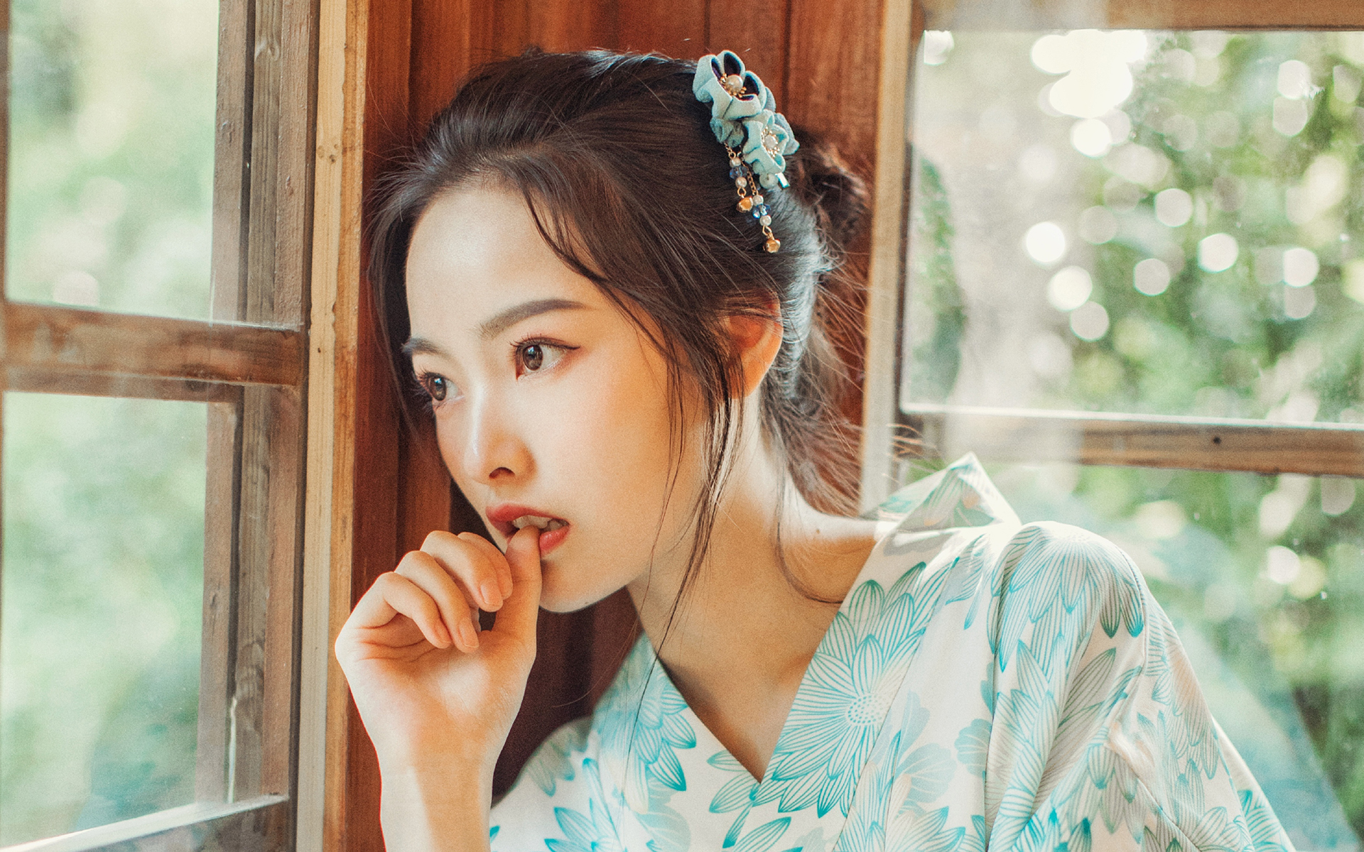 唯美和服美女高清桌面壁纸