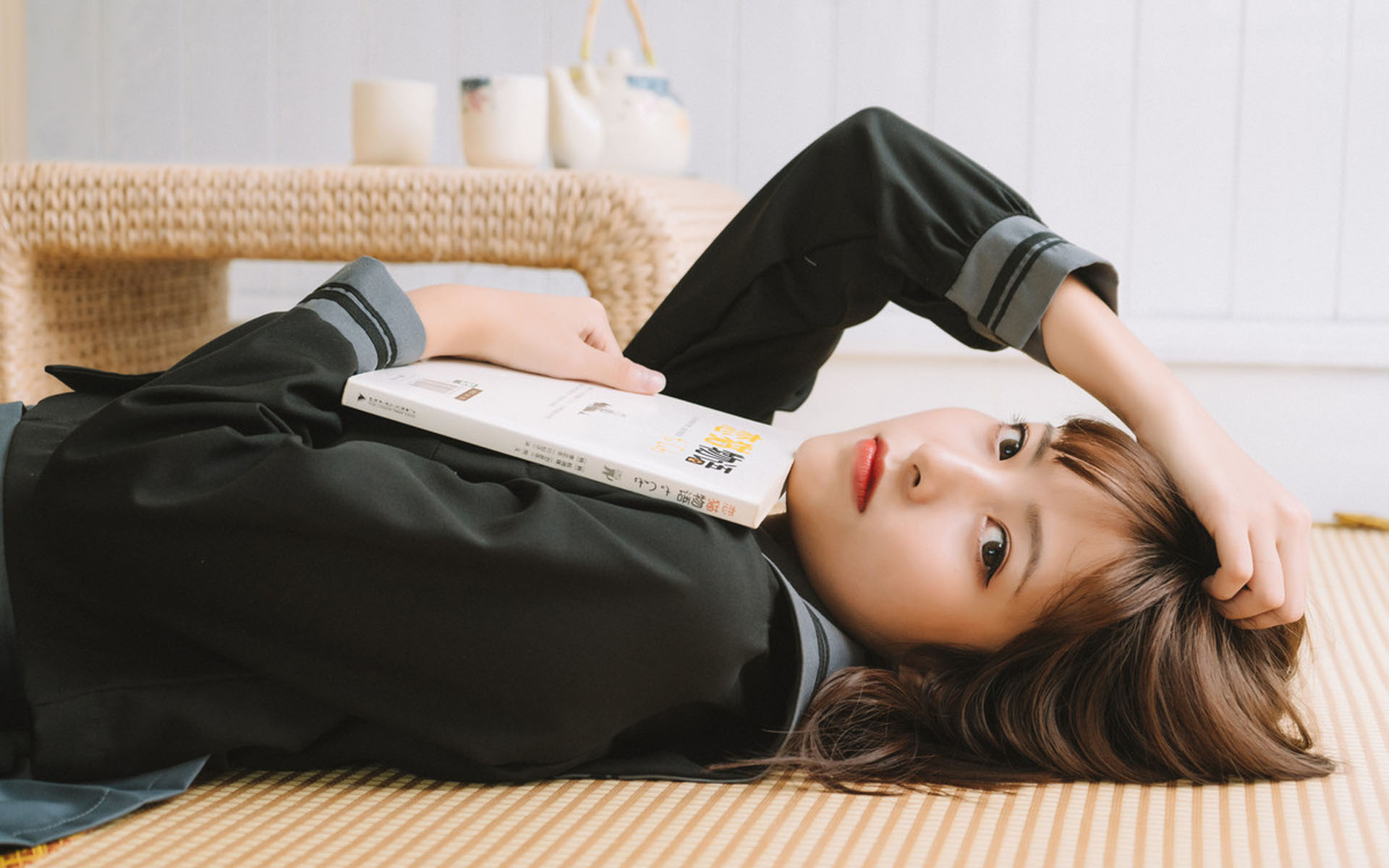 元气美女治愈系写真图片桌面壁纸
