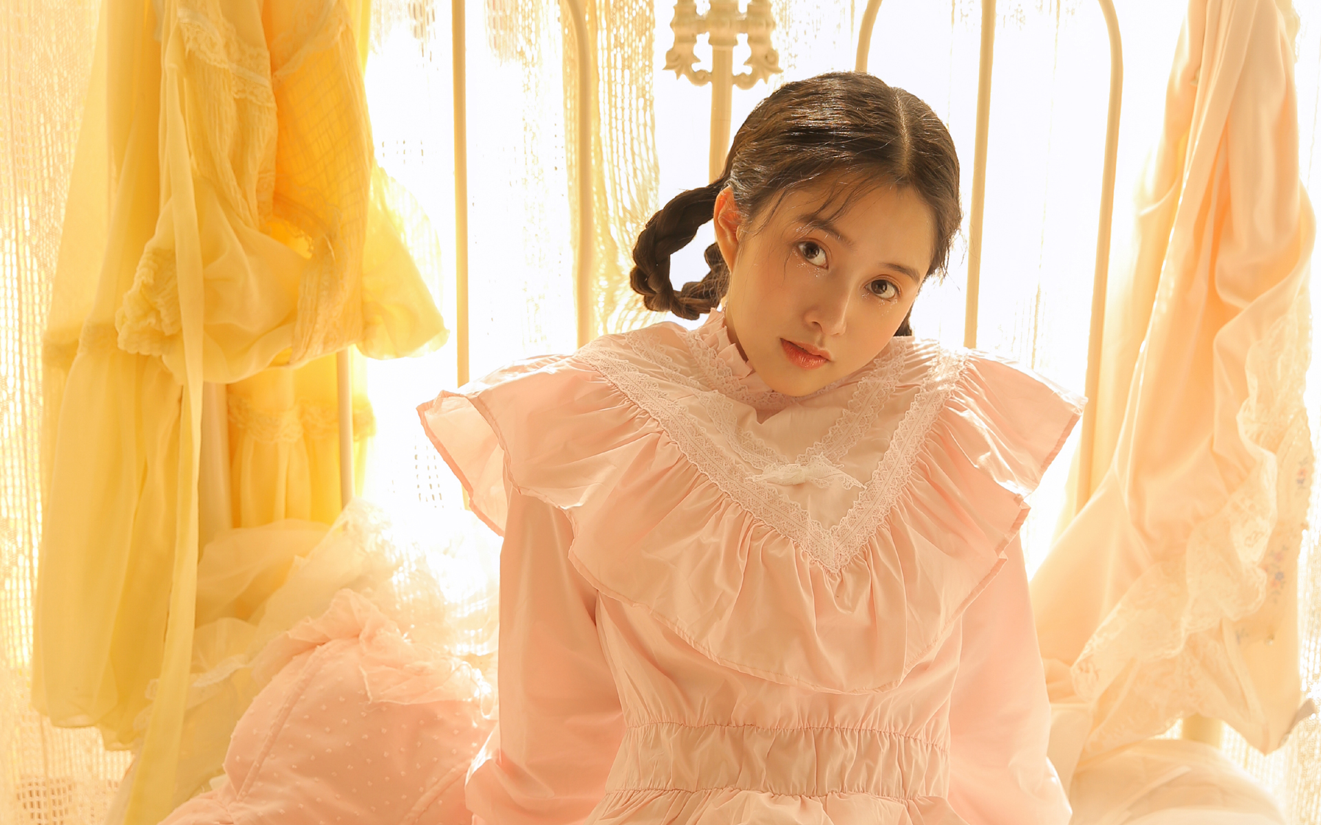 清纯少女甜美写真高清桌面壁纸
