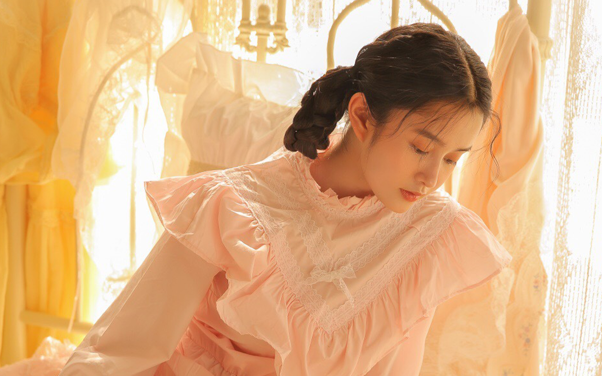 清纯少女甜美写真高清桌面壁纸