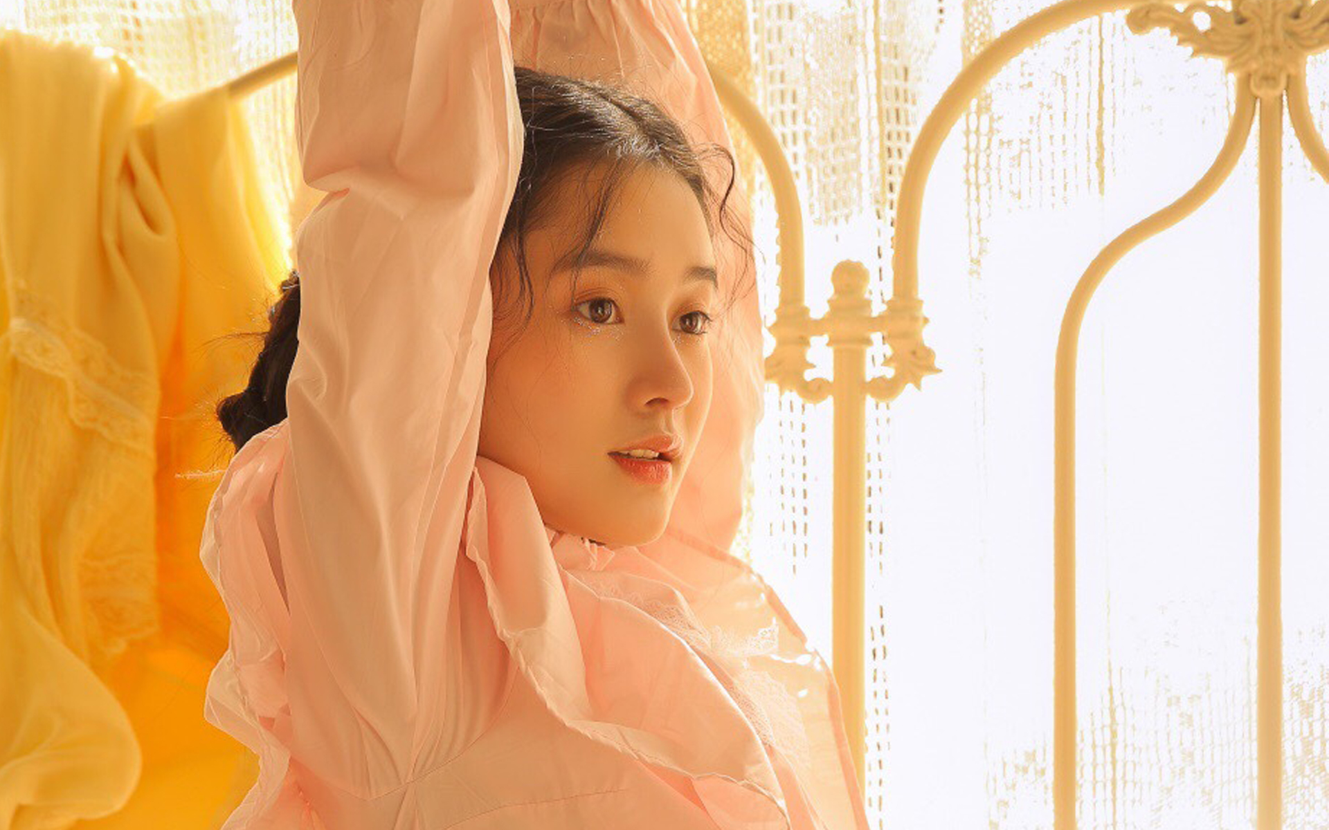 清纯少女甜美写真高清桌面壁纸