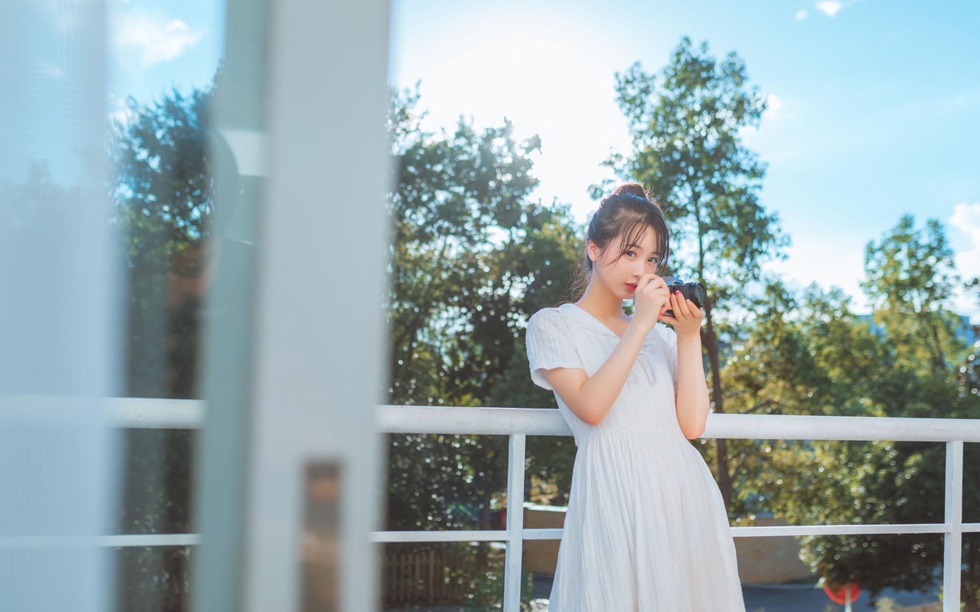 甜美清纯美女养眼高清桌面壁纸