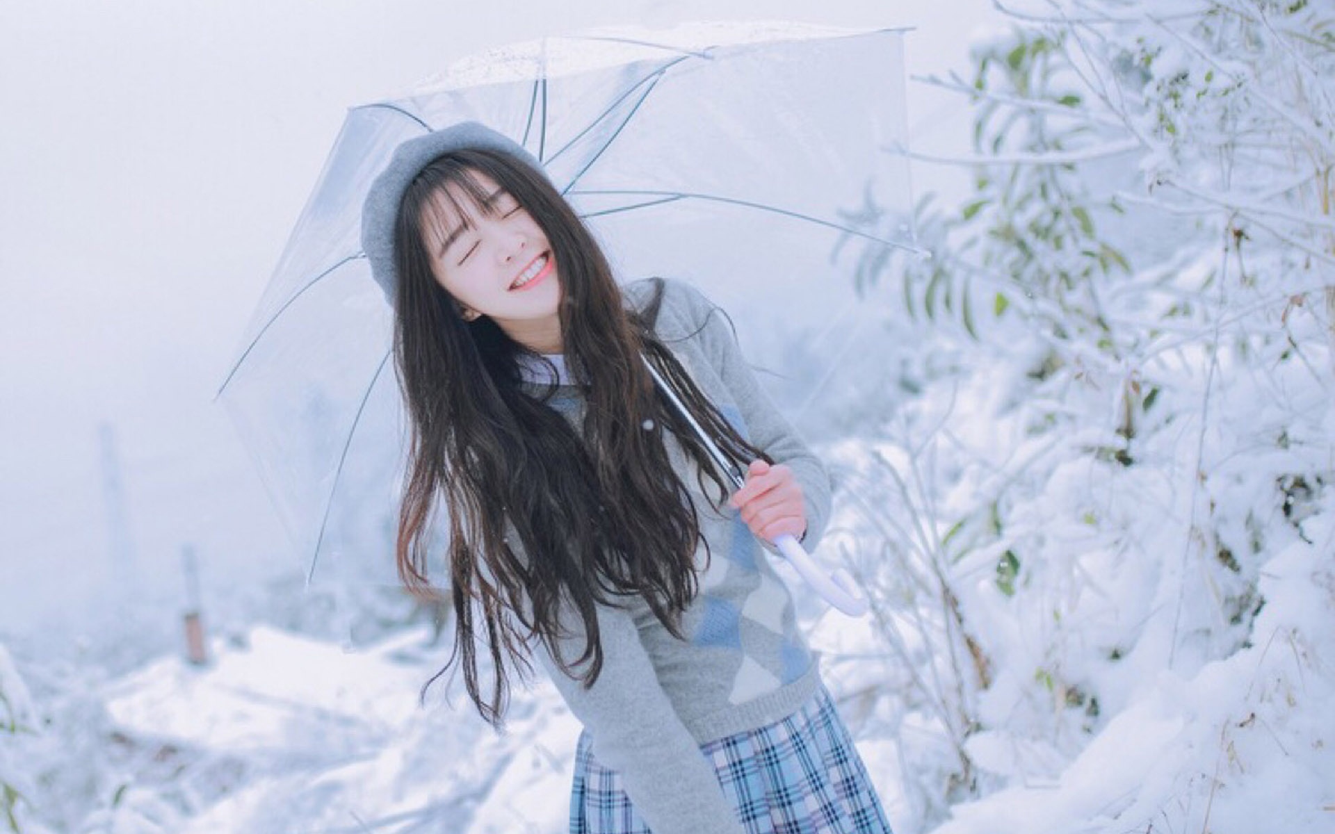 清纯甜美美女写真图片桌面壁纸