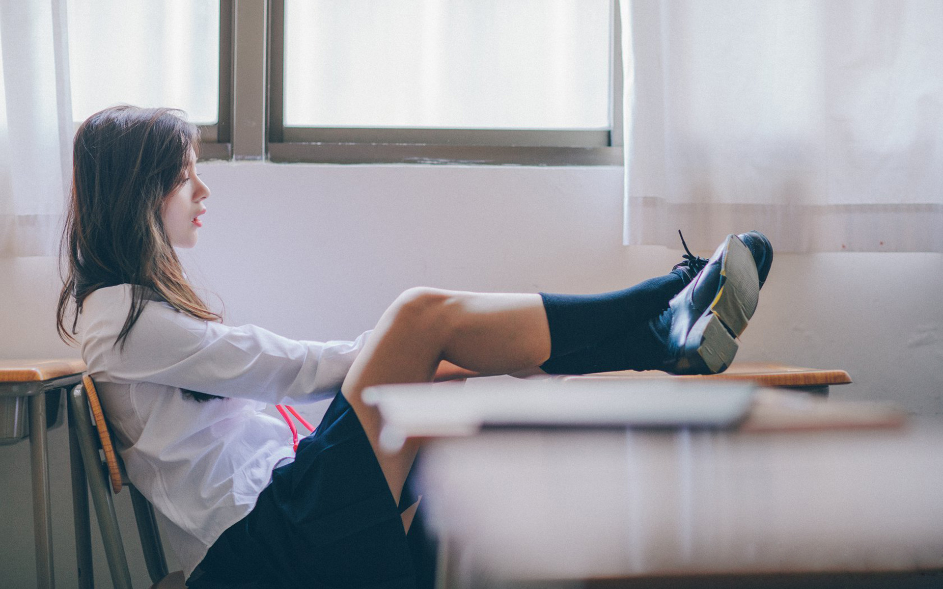 养眼制服美女学生妹高清桌面壁纸