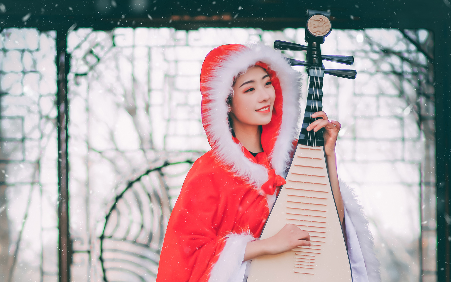 可爱清纯古装美女冬日高清桌面壁纸