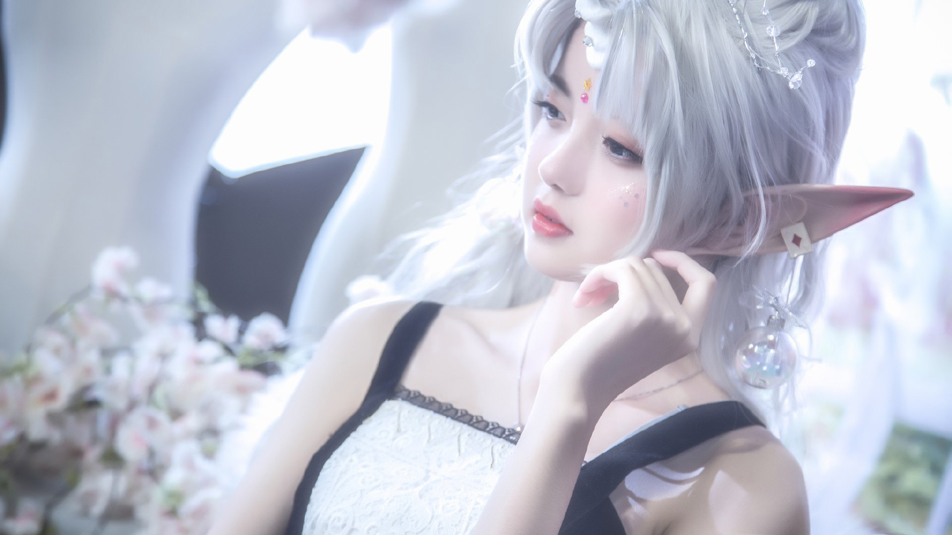 仙气十足独角兽美女cosplay桌面壁纸