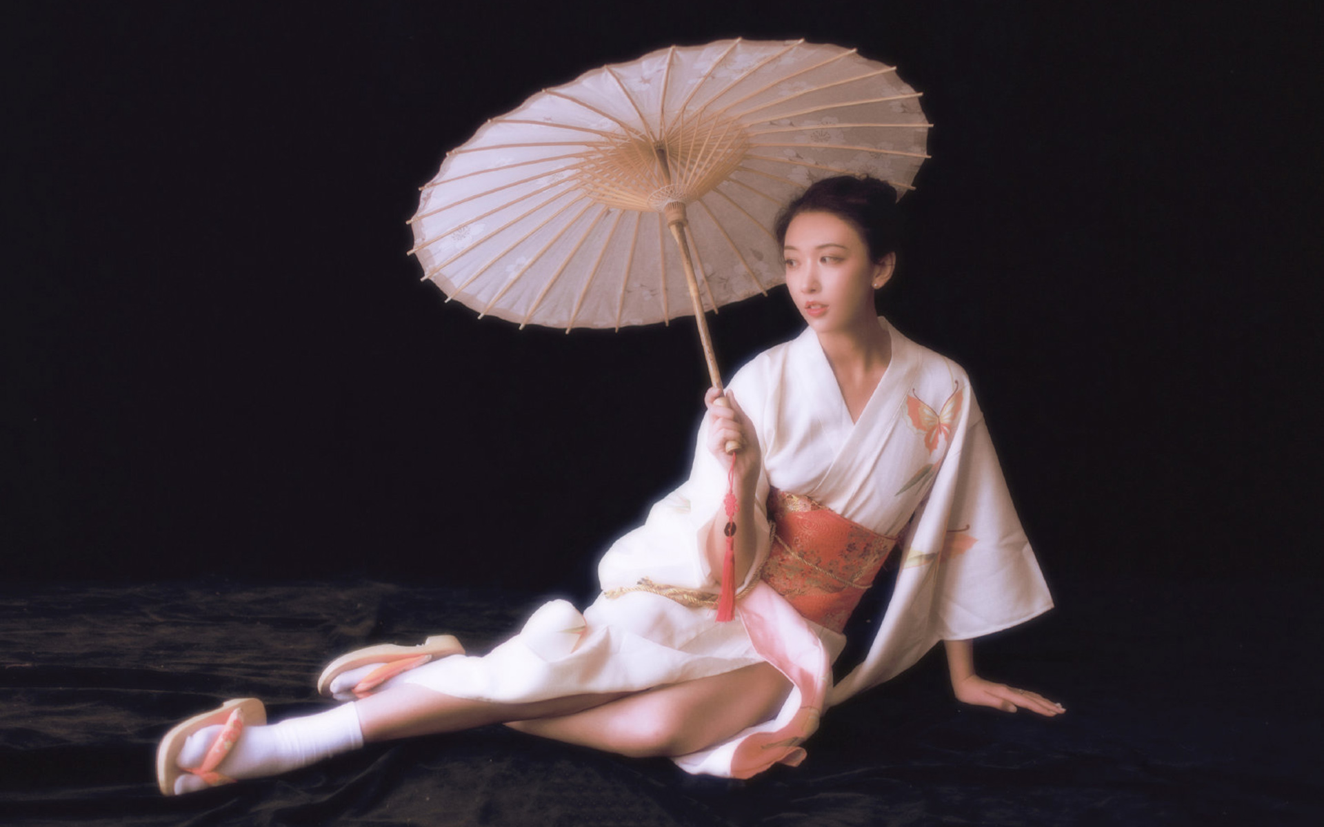 日系和服美女唯美高清桌面壁纸