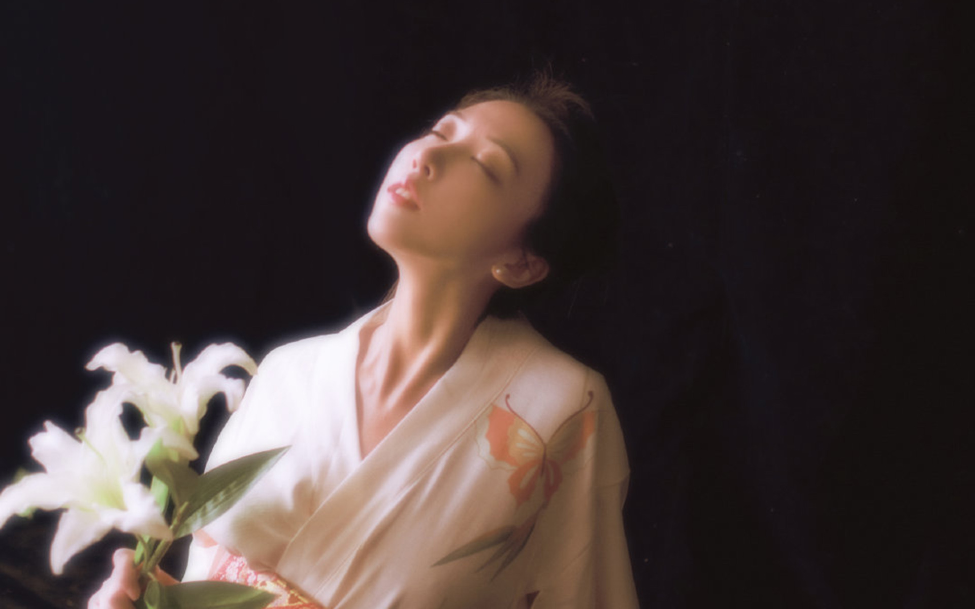 日系和服美女唯美高清桌面壁纸